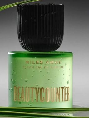Beautycounter NEW Miles Away Clean Eau de Parfum 50 ml - Green Bottle